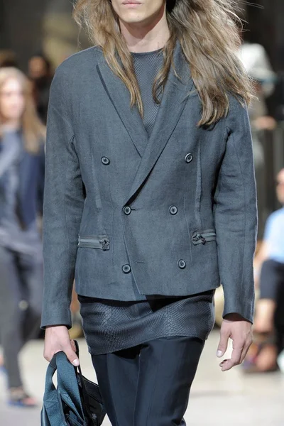 Look 54